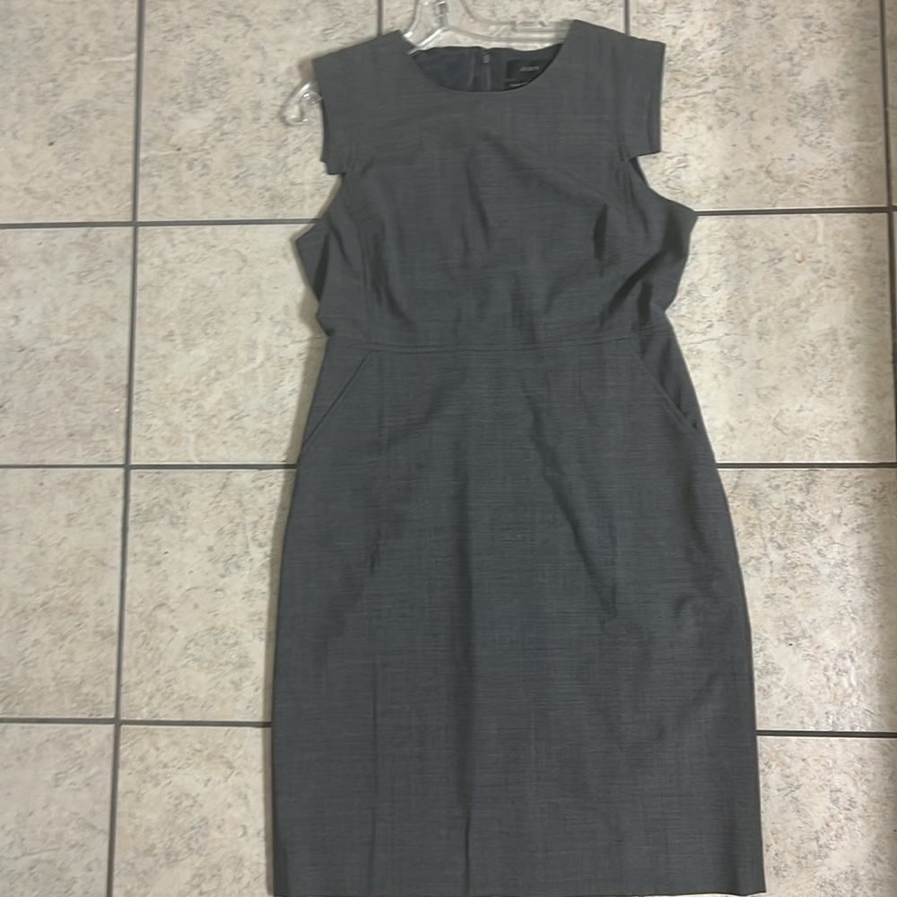 Jcrew resume dress, charcoal, NWT, size 14 - Picture 9 of 10